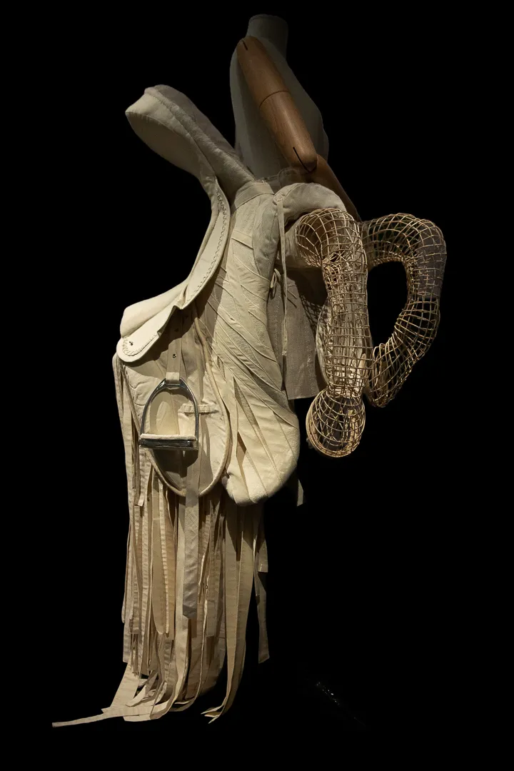 LOOKS, LOOKS, LOOKS: Royal Academy of Fine Arts Antwerp के डिज़ाइनरों की अगली पीढ़ी — रूप 4